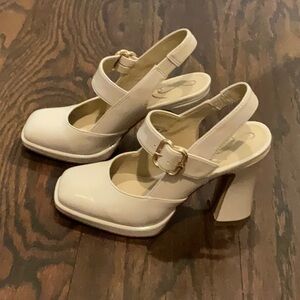 Sam Edelman Jildie, sz 6, linen color in great like new condition